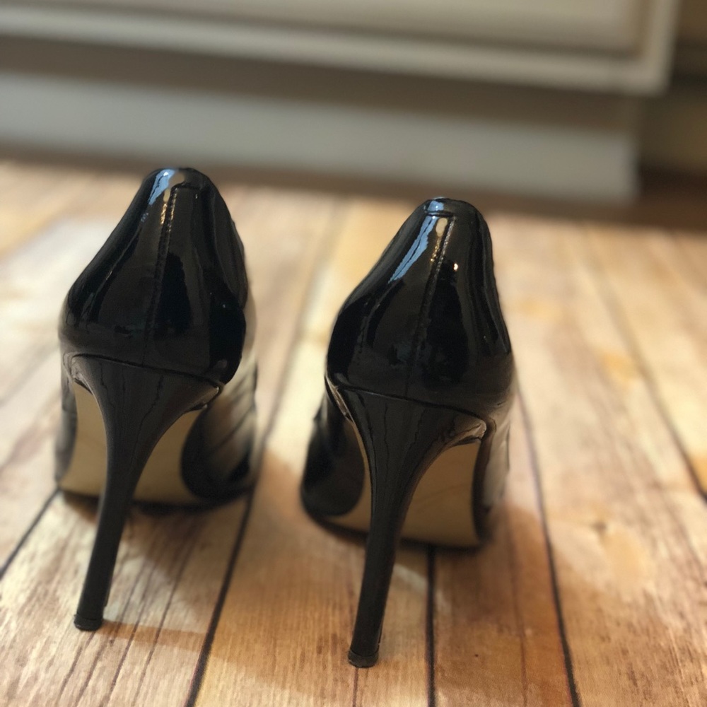 Heels - Picture 3 of 4